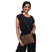 Load image into Gallery viewer, Handbag

